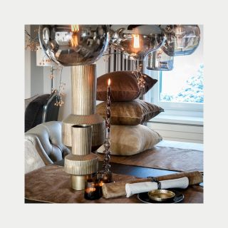 🎄✨ Sváteční chvíle si zaslouží měkkost, která hřeje už na pohled. Bytový textil Madison dokáže proměnit každý prostor v...